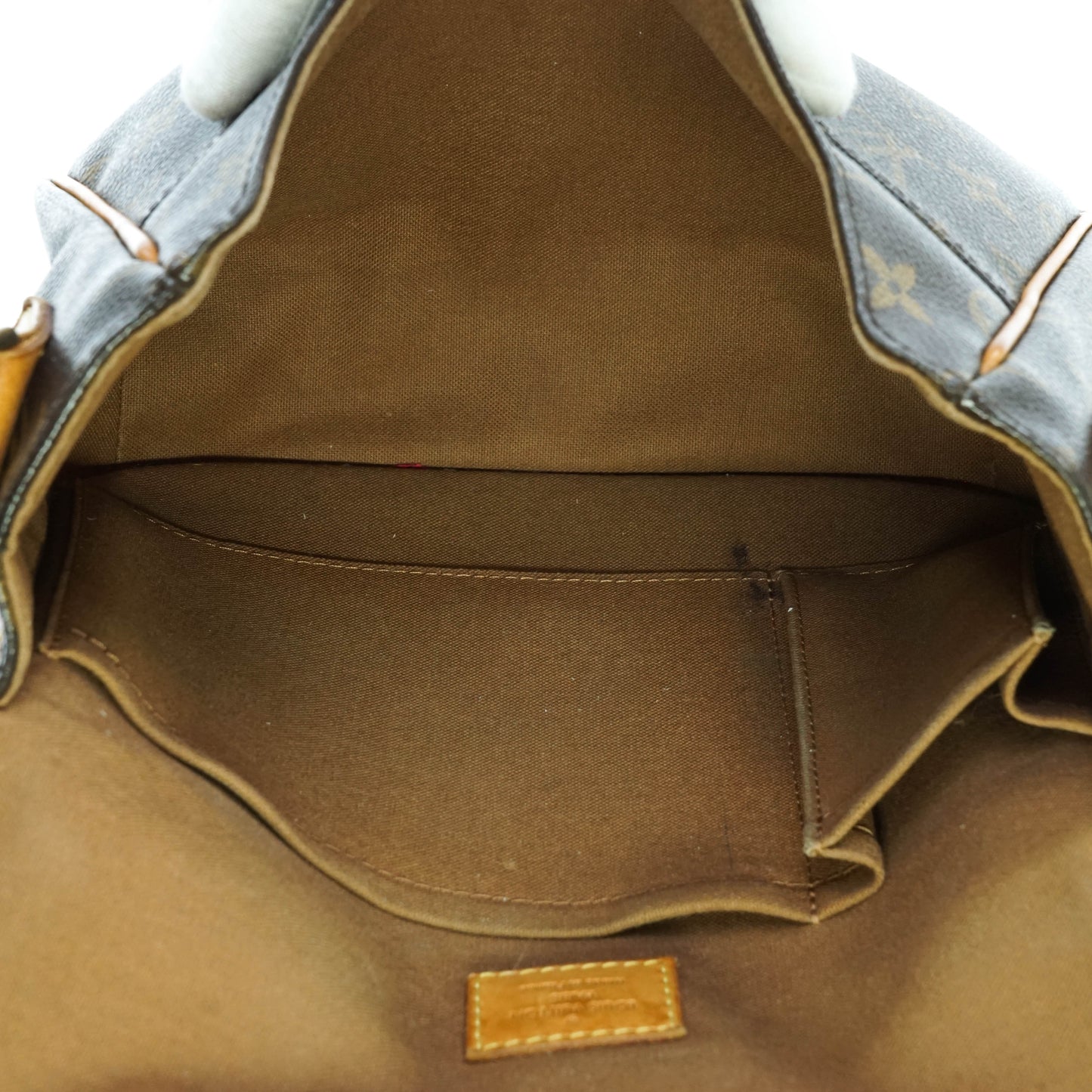 Louis Vuitton Bosphore Messenger