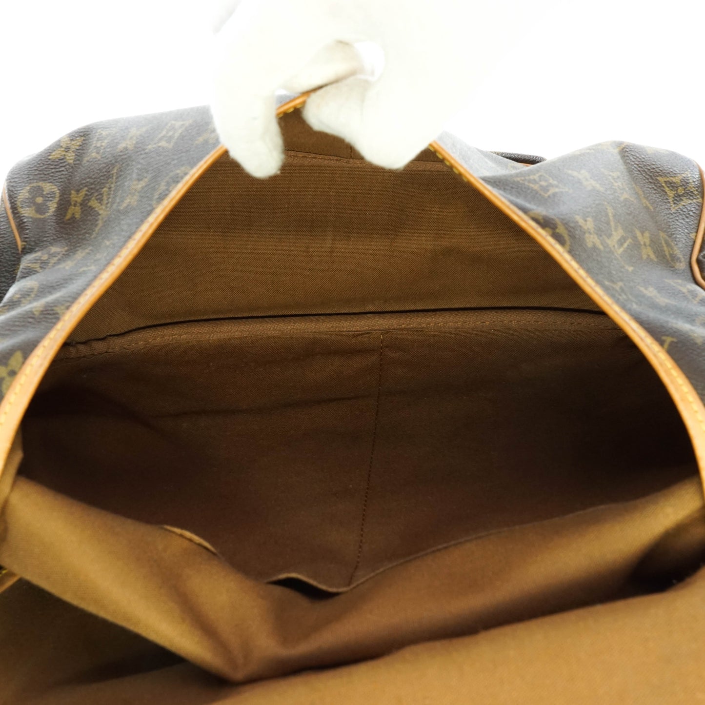 Louis Vuitton Saumur 35 Crossbody