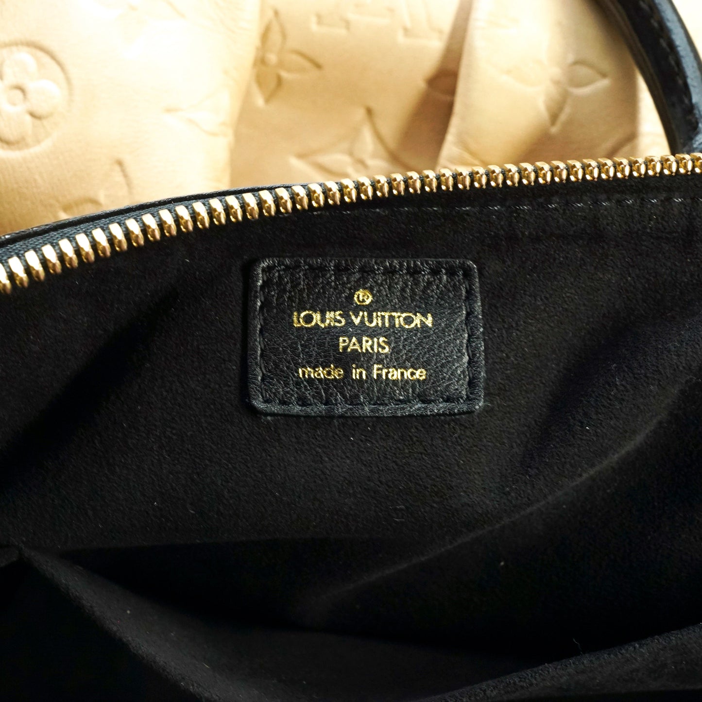 Louis Vuitton Stephen Limited Beige
