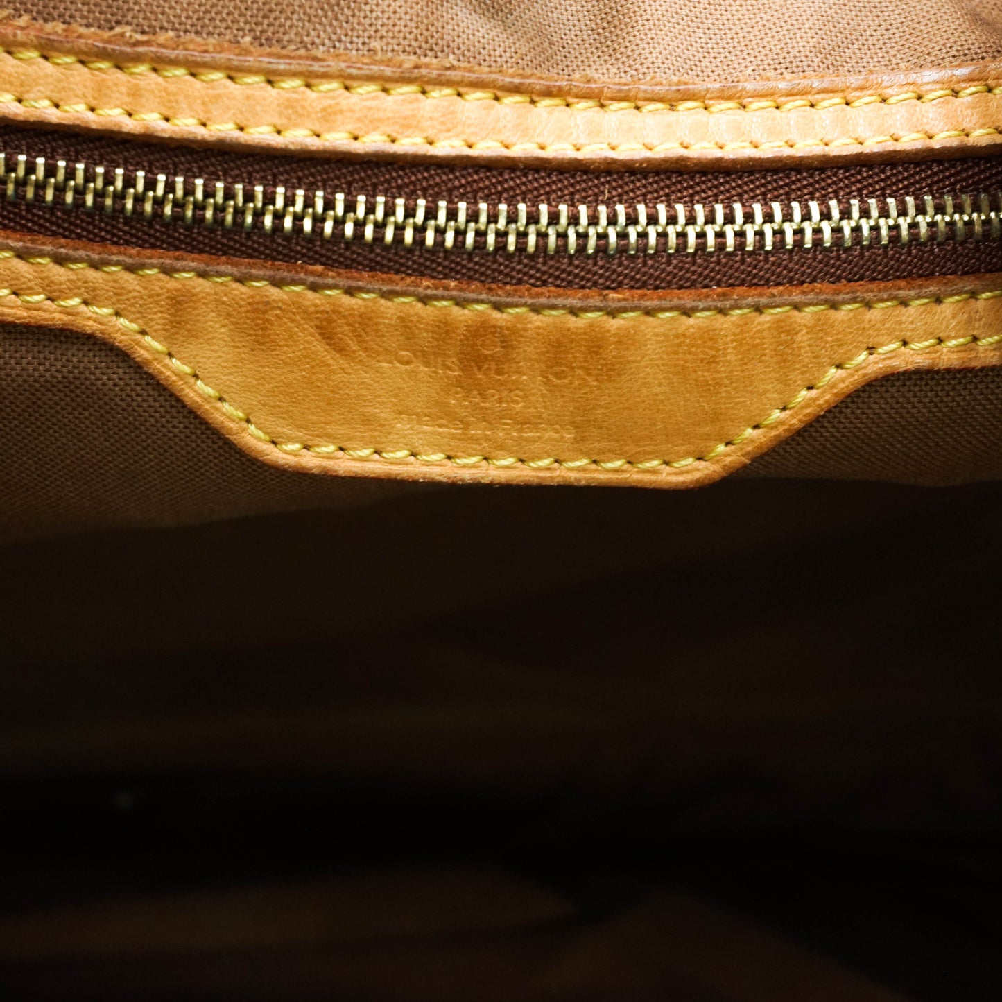 Louis Vuitton Batignolles Vertical