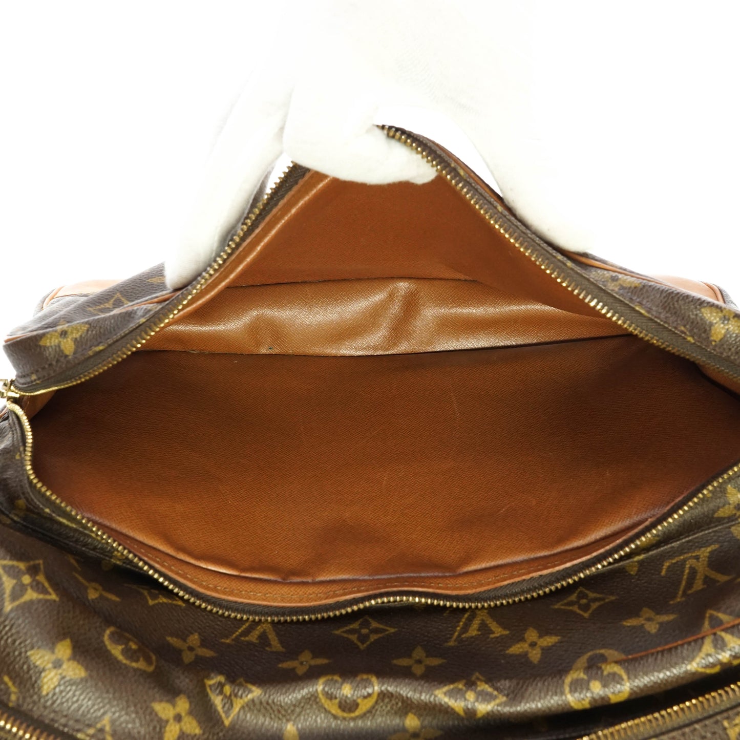 Louis Vuitton Nile Gm Crossbody Bag