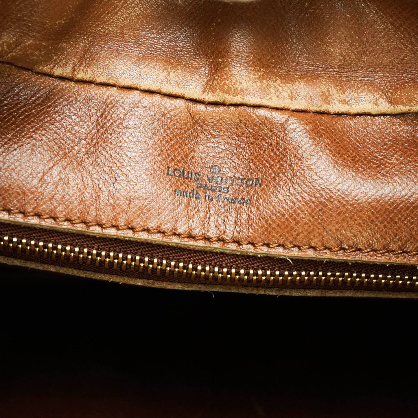 Louis Vuitton Boulogne 30 Crossbody