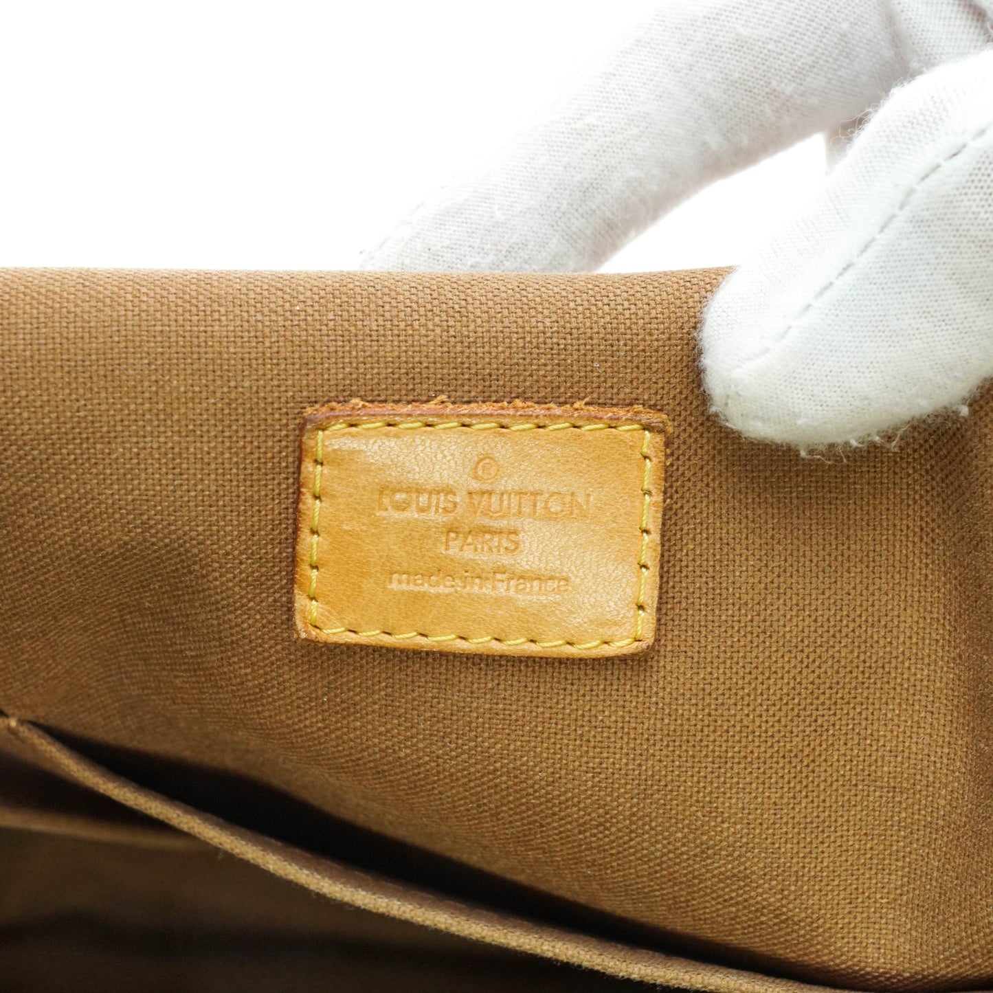 Louis Vuitton Bosphore Gm Crossbody