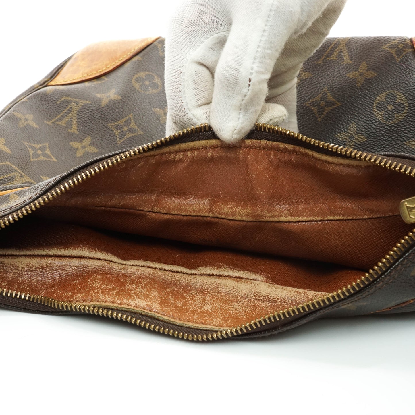 Louis Vuitton Boulogne 30 Crossbody