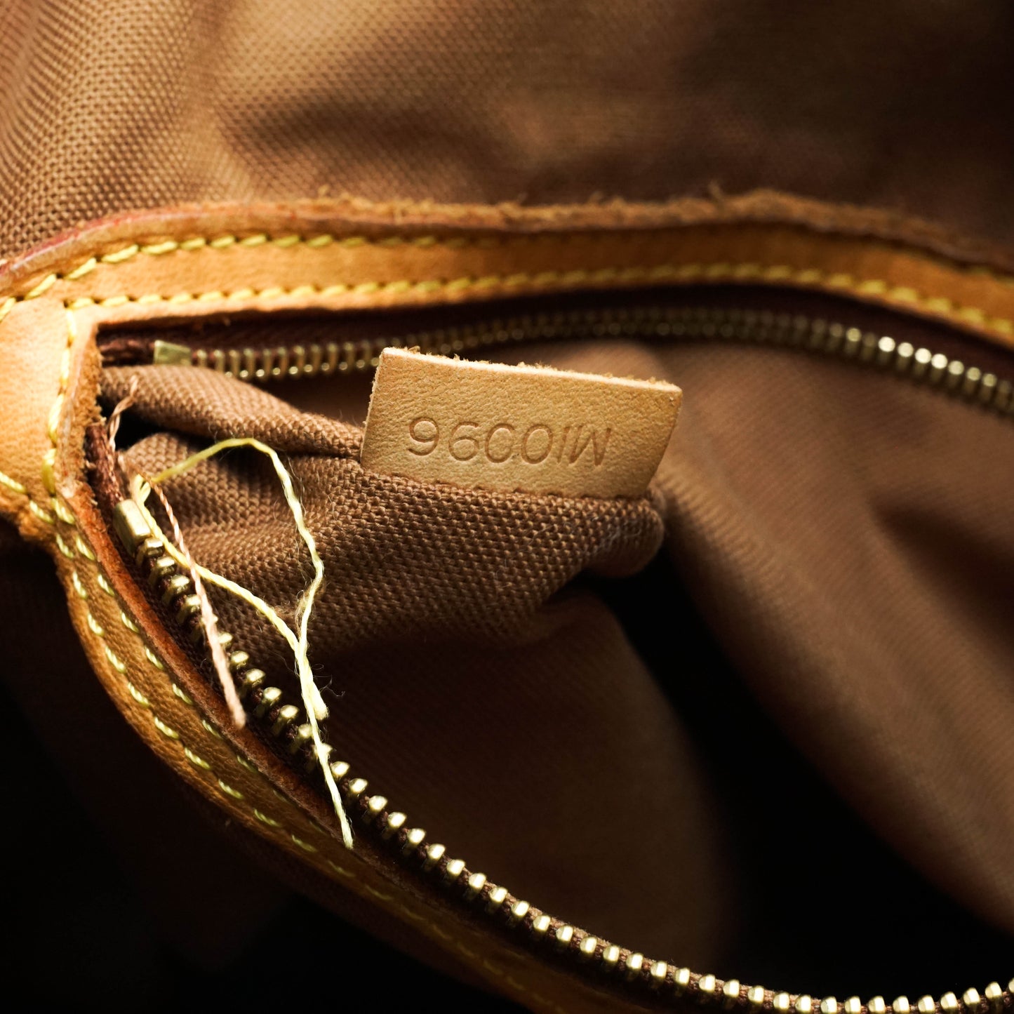 Louis Vuitton Batignolles Vertical