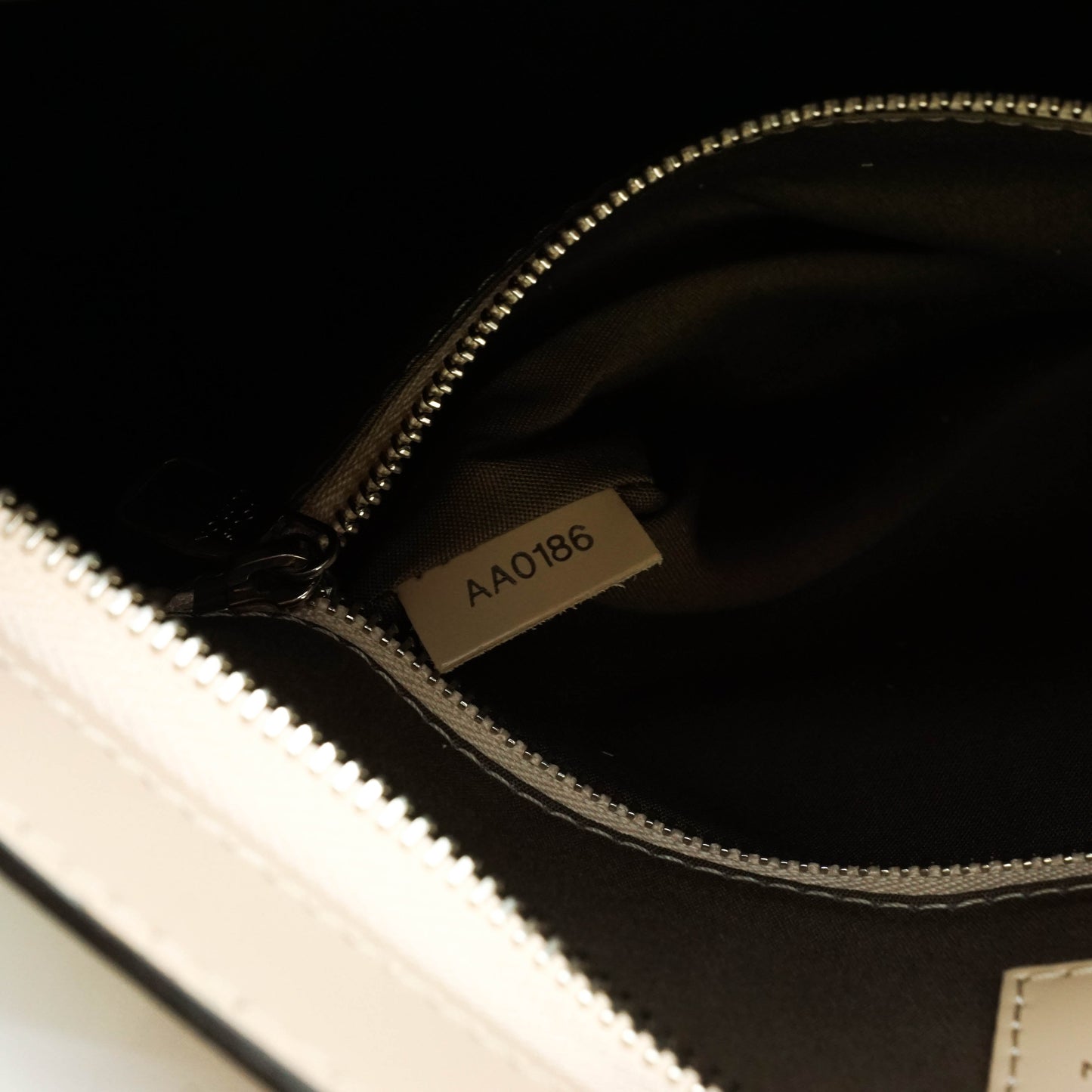 Louis Vuitton Soufflot Mm Hand Bag