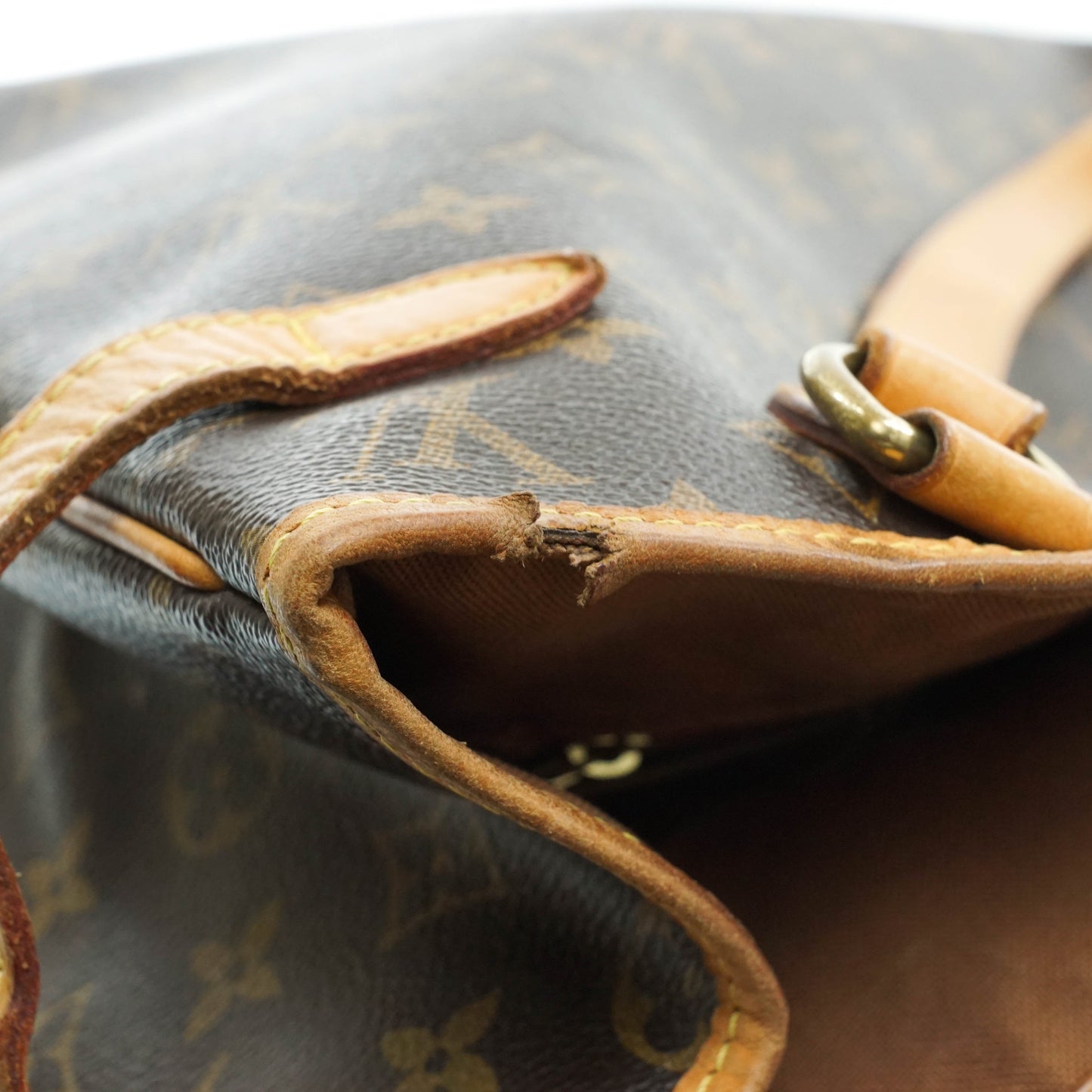 Louis Vuitton Batignolles Vertical