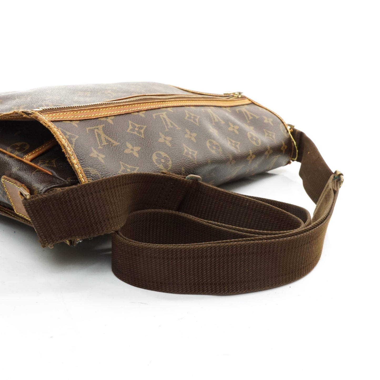 Louis Vuitton Bosphore Gm Messenger