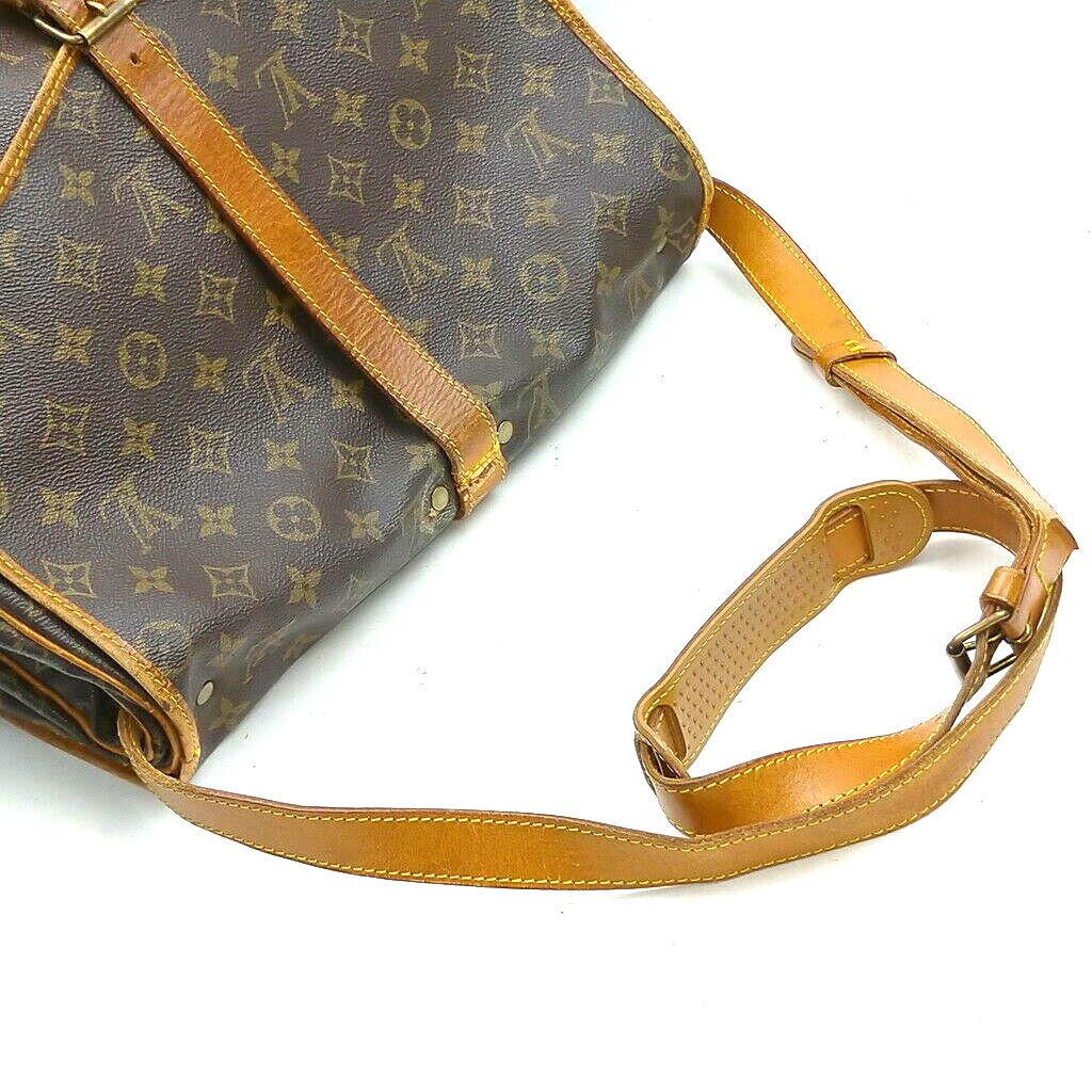Louis Vuitton Saumur 35 Crossbody