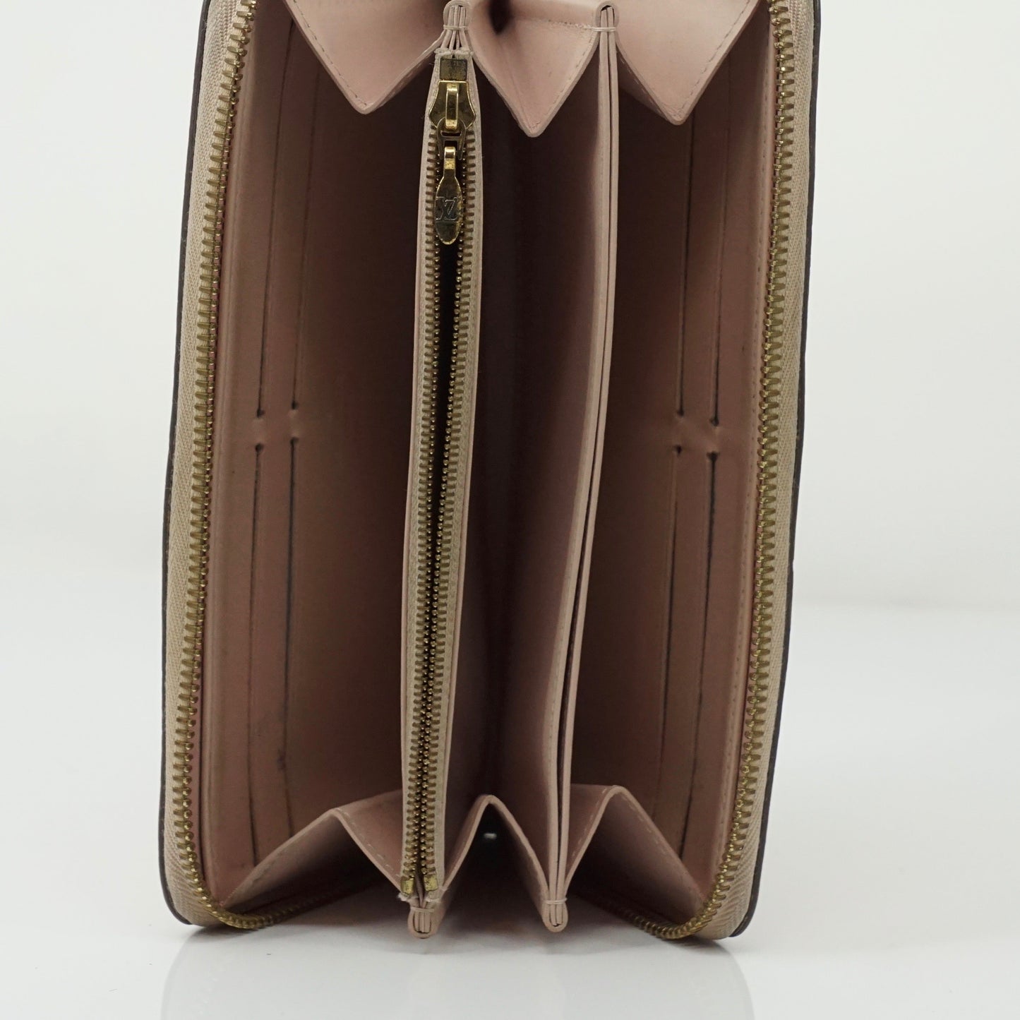 Louis Vuitton Sarah Long Wallet