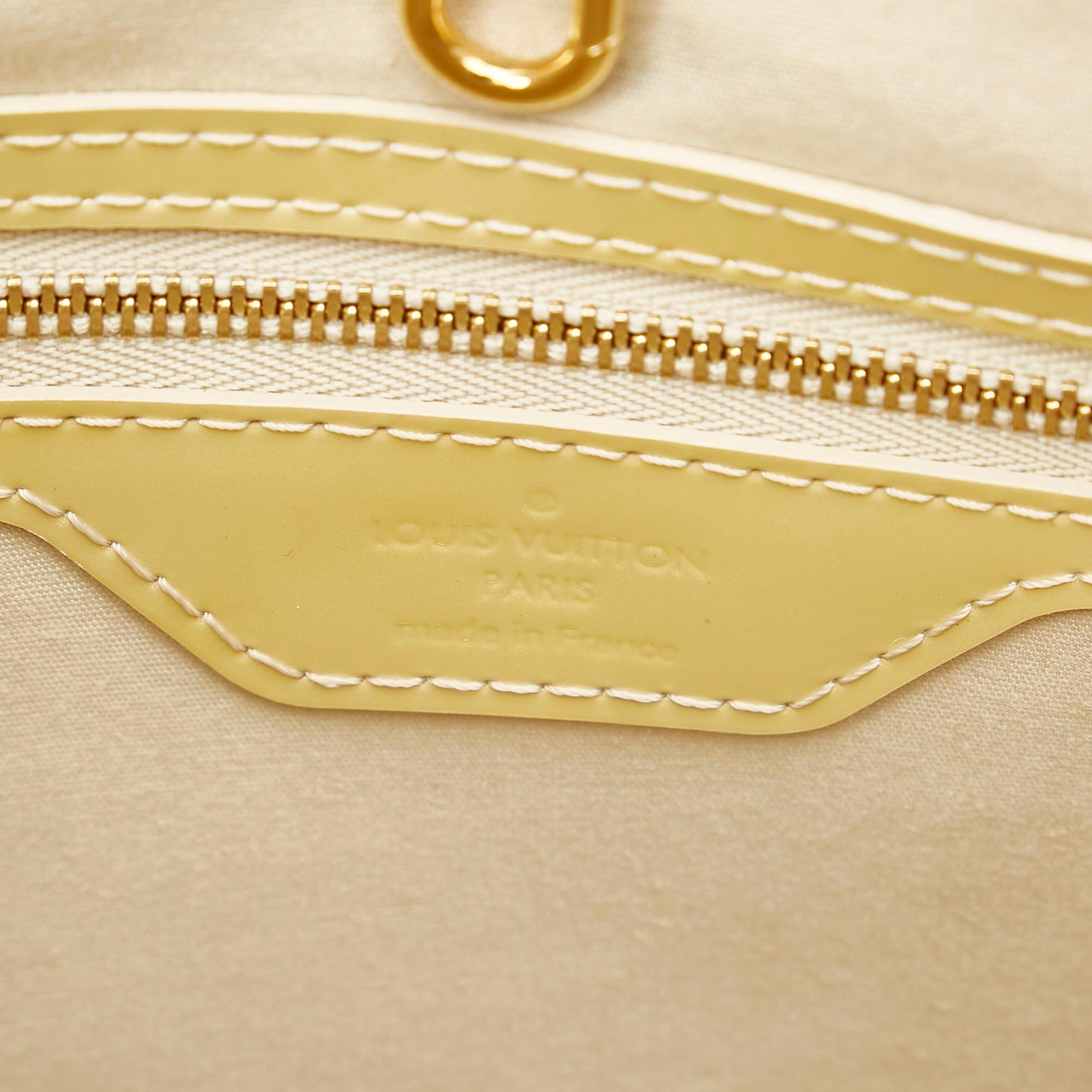 Louis Vuitton Avalon MM (SHG-23457)