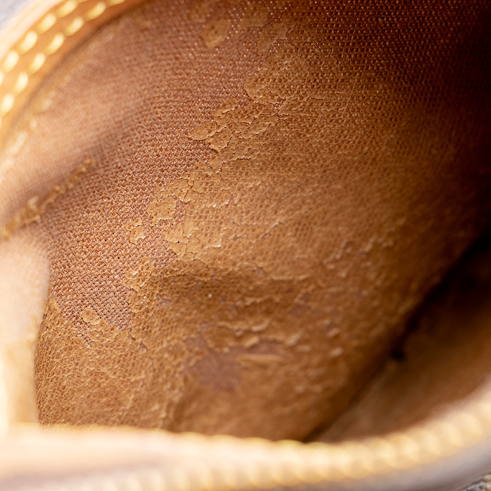 Louis Vuitton Monogram Canvas Speedy 30 Satchel (SHF-17824)