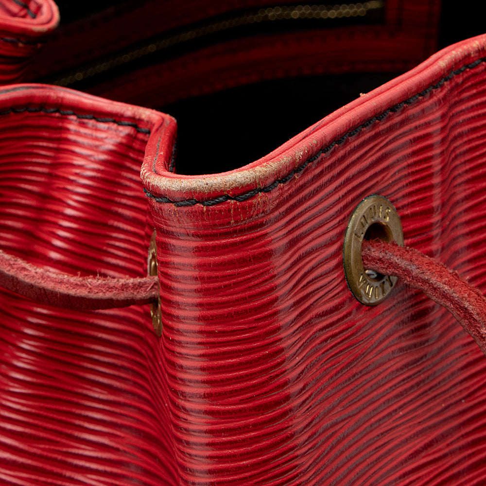 Louis Vuitton Vintage Epi Leather Noe Shoulder Bag (SHF-18150)