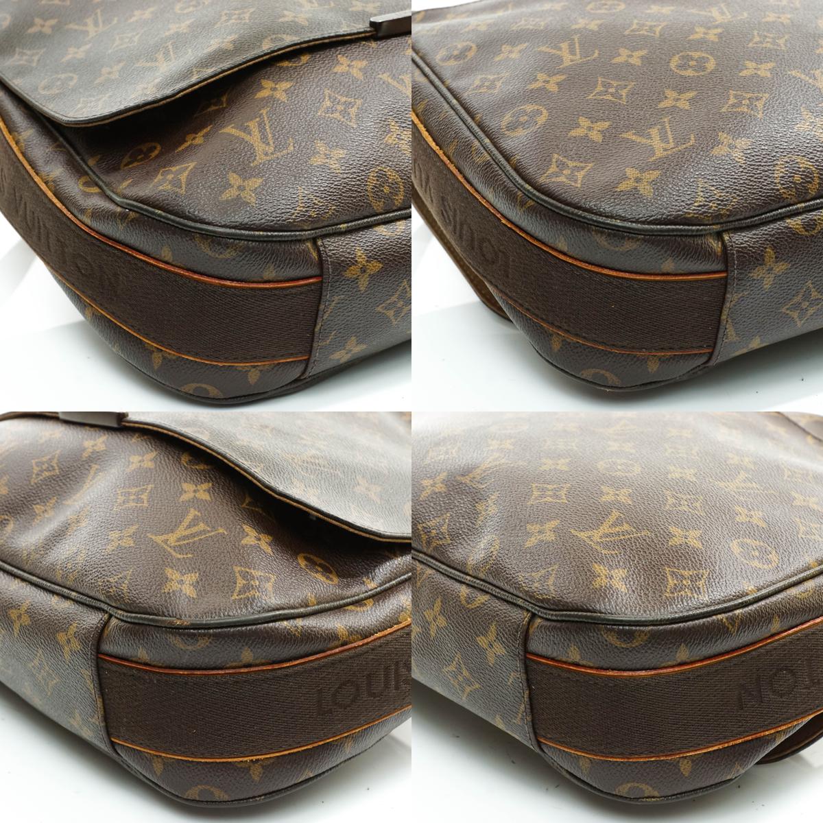 Louis Vuitton Beaubourg Messenger