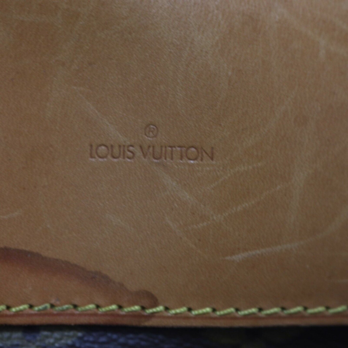 Louis Vuitton Alize 2 Poches Travel
