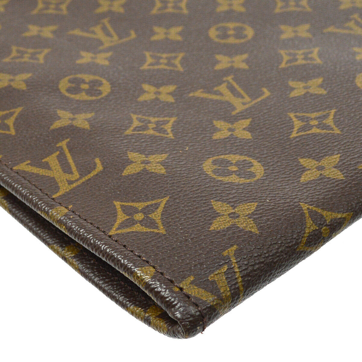 Louis Vuitton Poche Documents 38