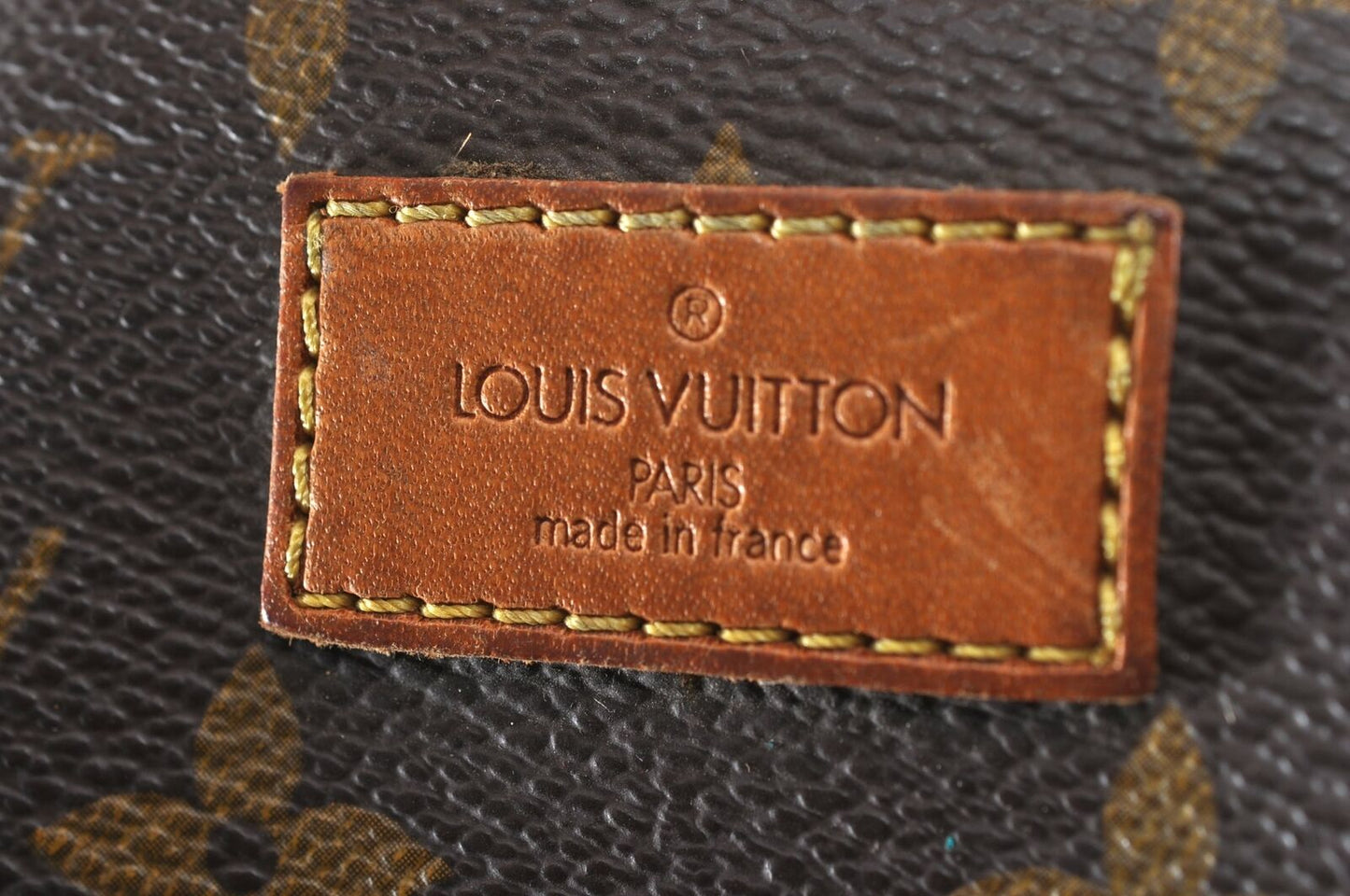 Louis Vuitton Saumur 35 Crossbody