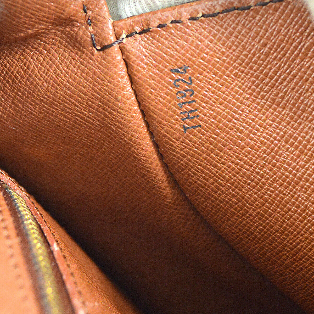 Louis Vuitton Saint Cloud Gm