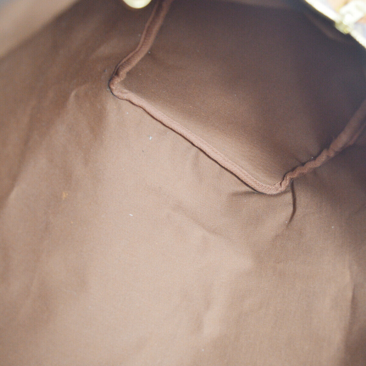 Louis Vuitton Speedy 40 Hand Bag
