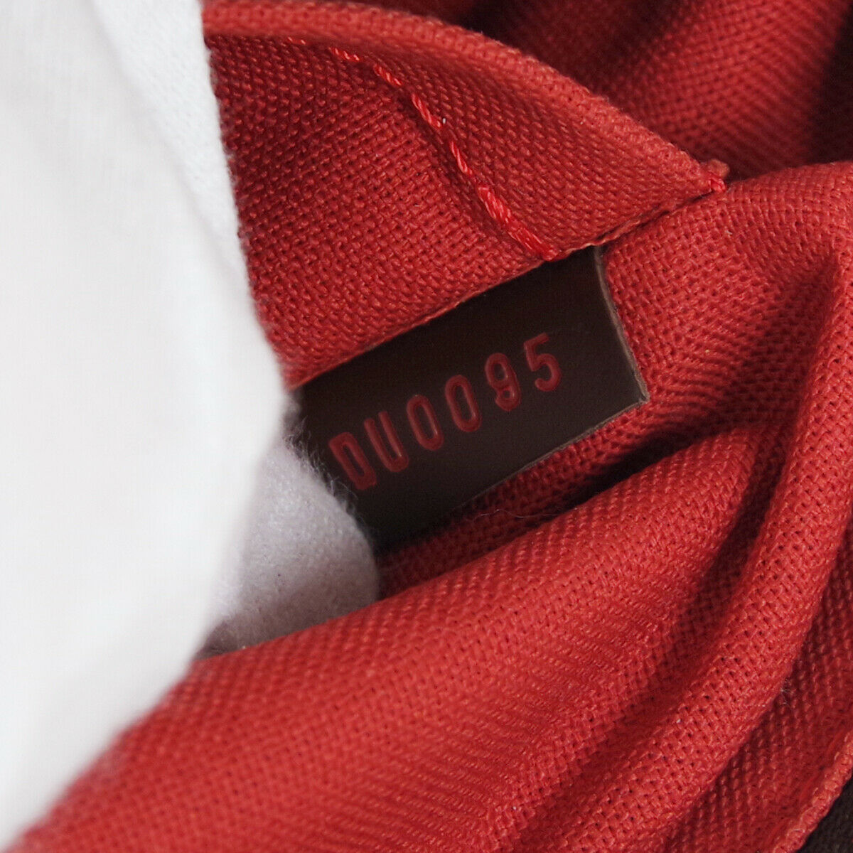 Louis Vuitton Ilovo Pm Shoulder Bag