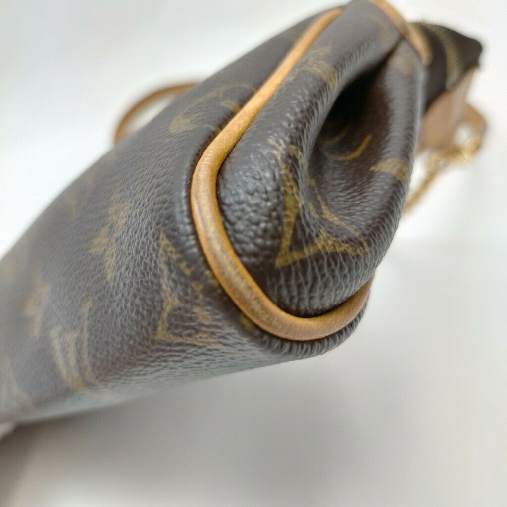Louis Vuitton Shoulder Bag Brown