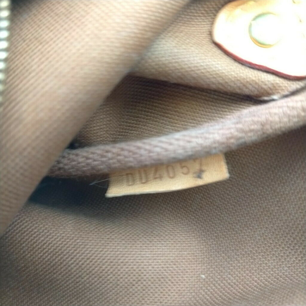Louis Vuitton Shoulder Bag Brown