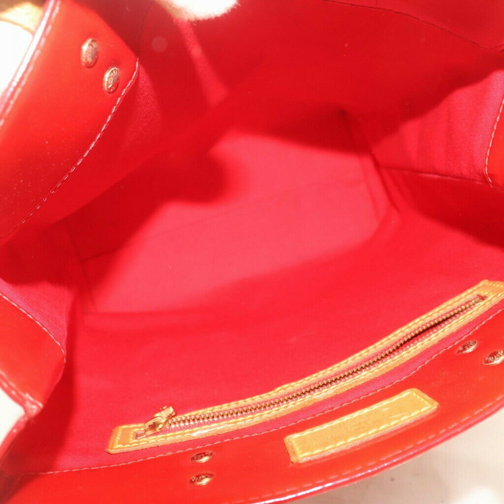 Louis Vuitton Reade Mm Red Vernis
