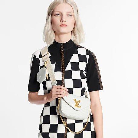 Louis Vuitton NEW WAVE MULTI-POCHETTE Snow White