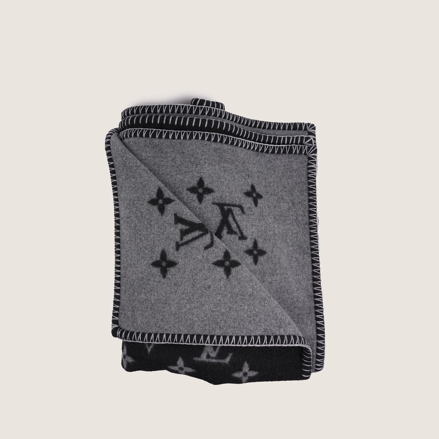 Neo Monogram Eclipse Blanket