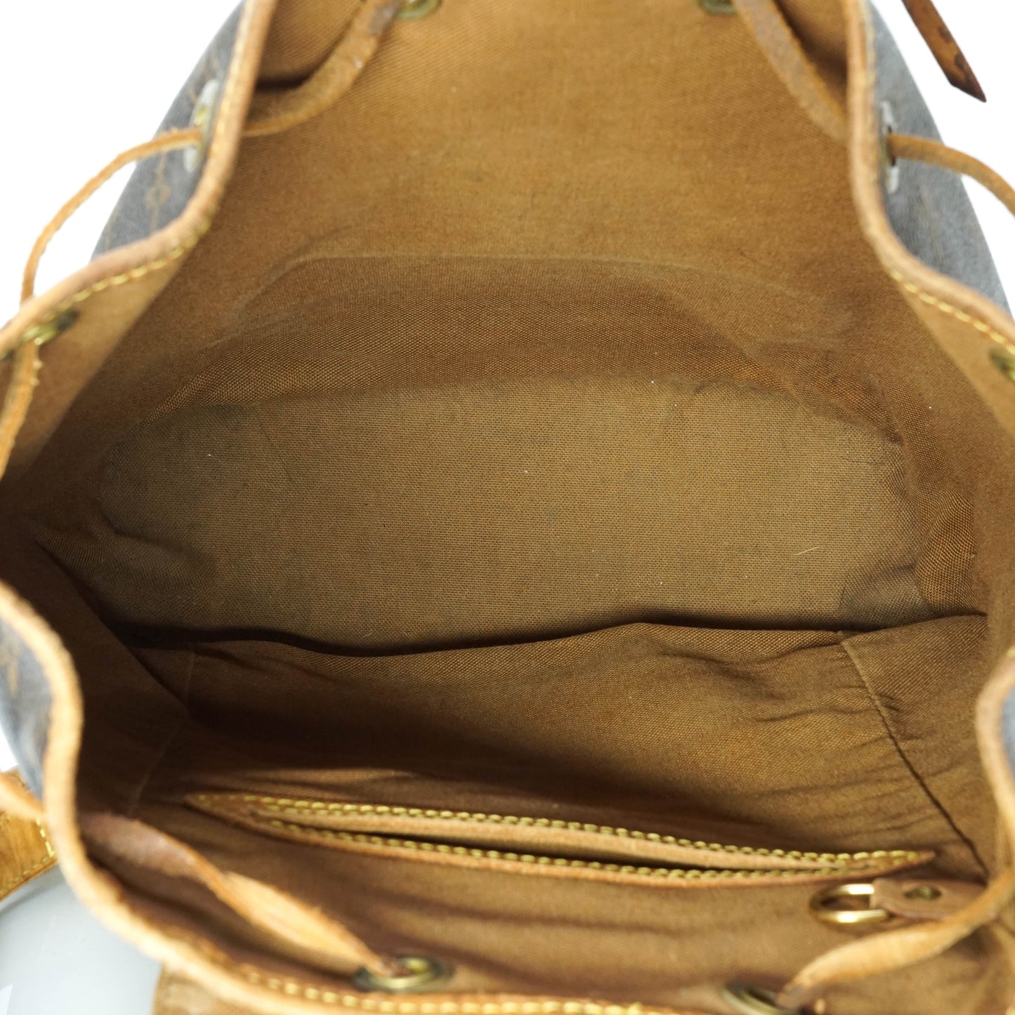 Louis Vuitton Montsouris Mm