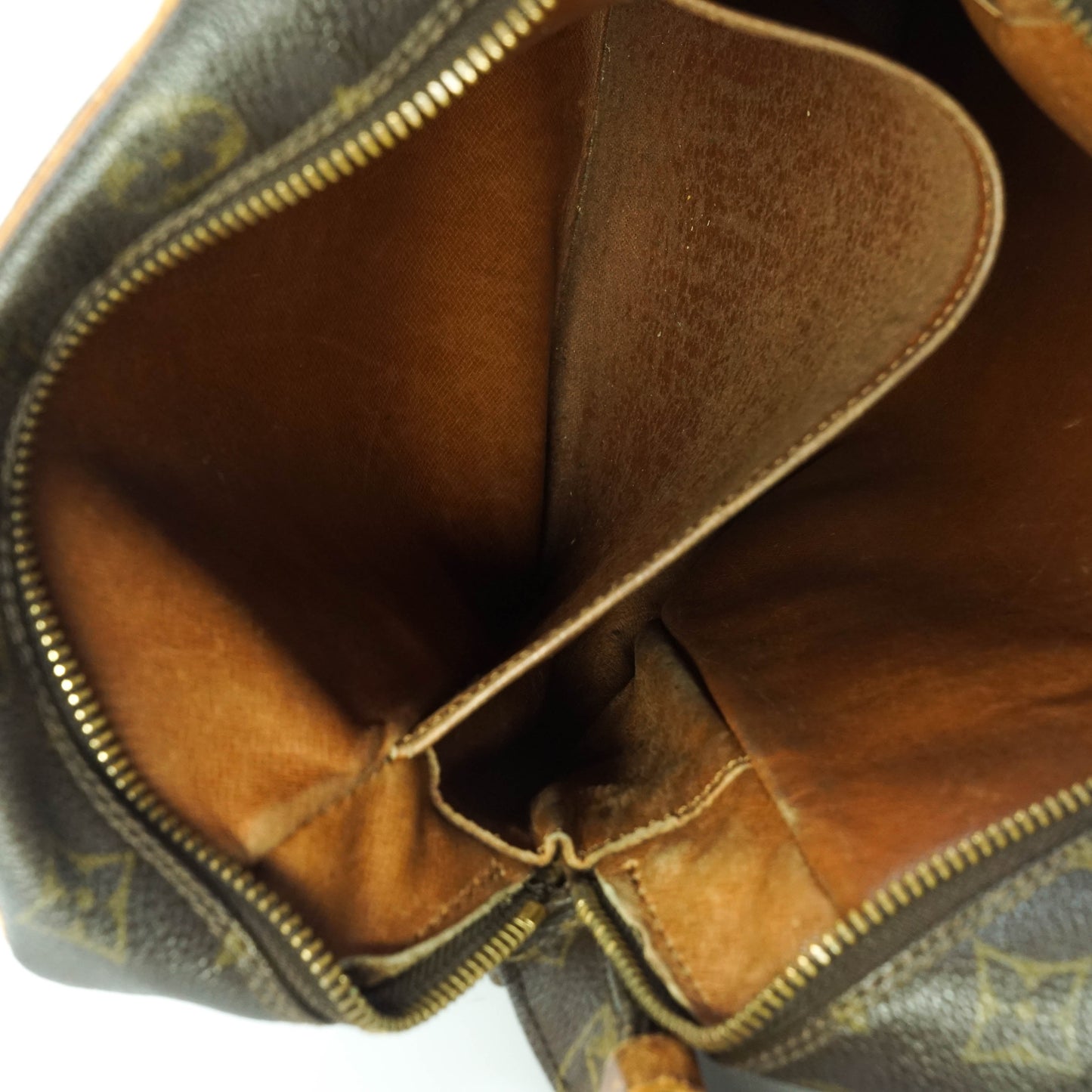 Louis Vuitton Danube Mm Crossbody