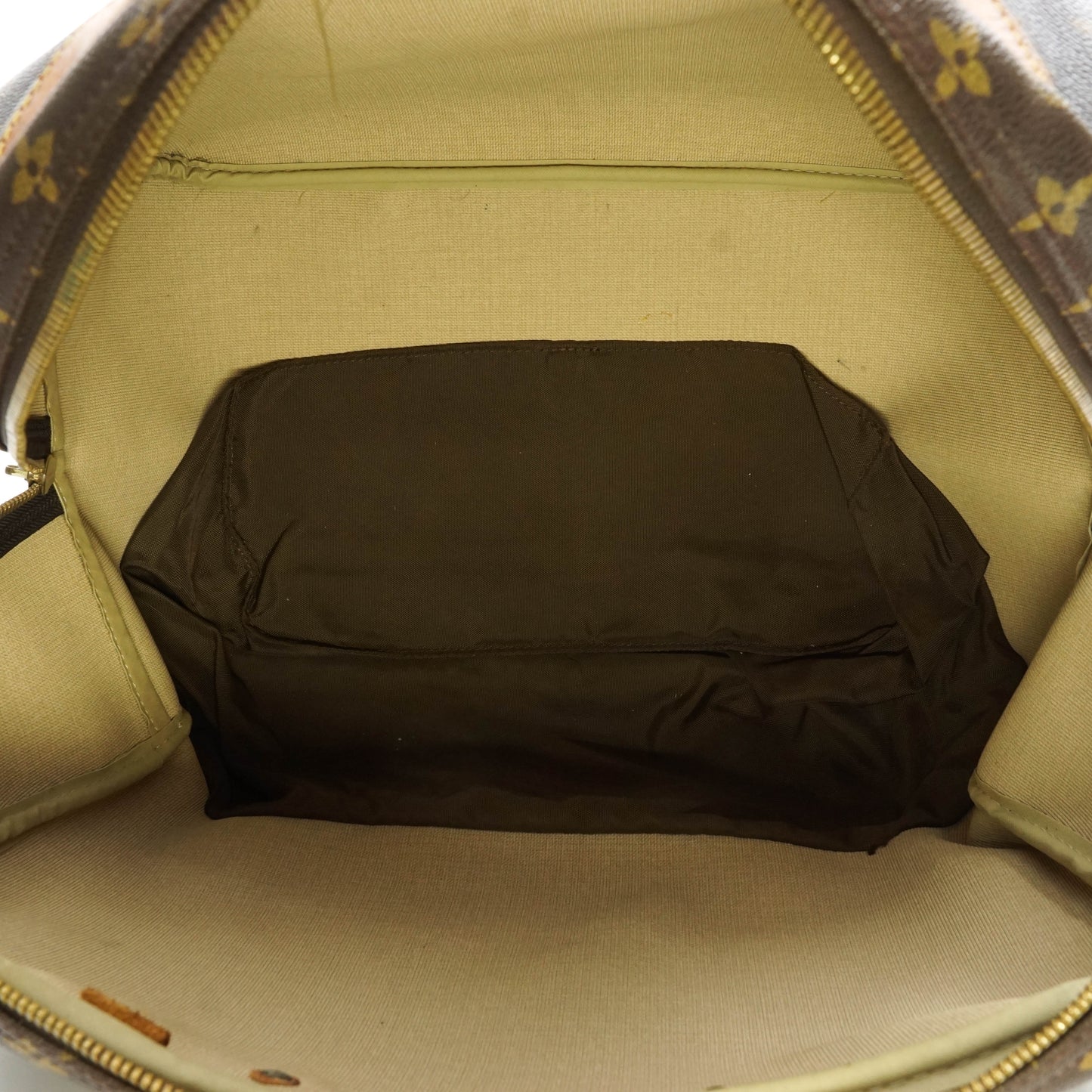 Louis Vuitton Evasion Travel Bag