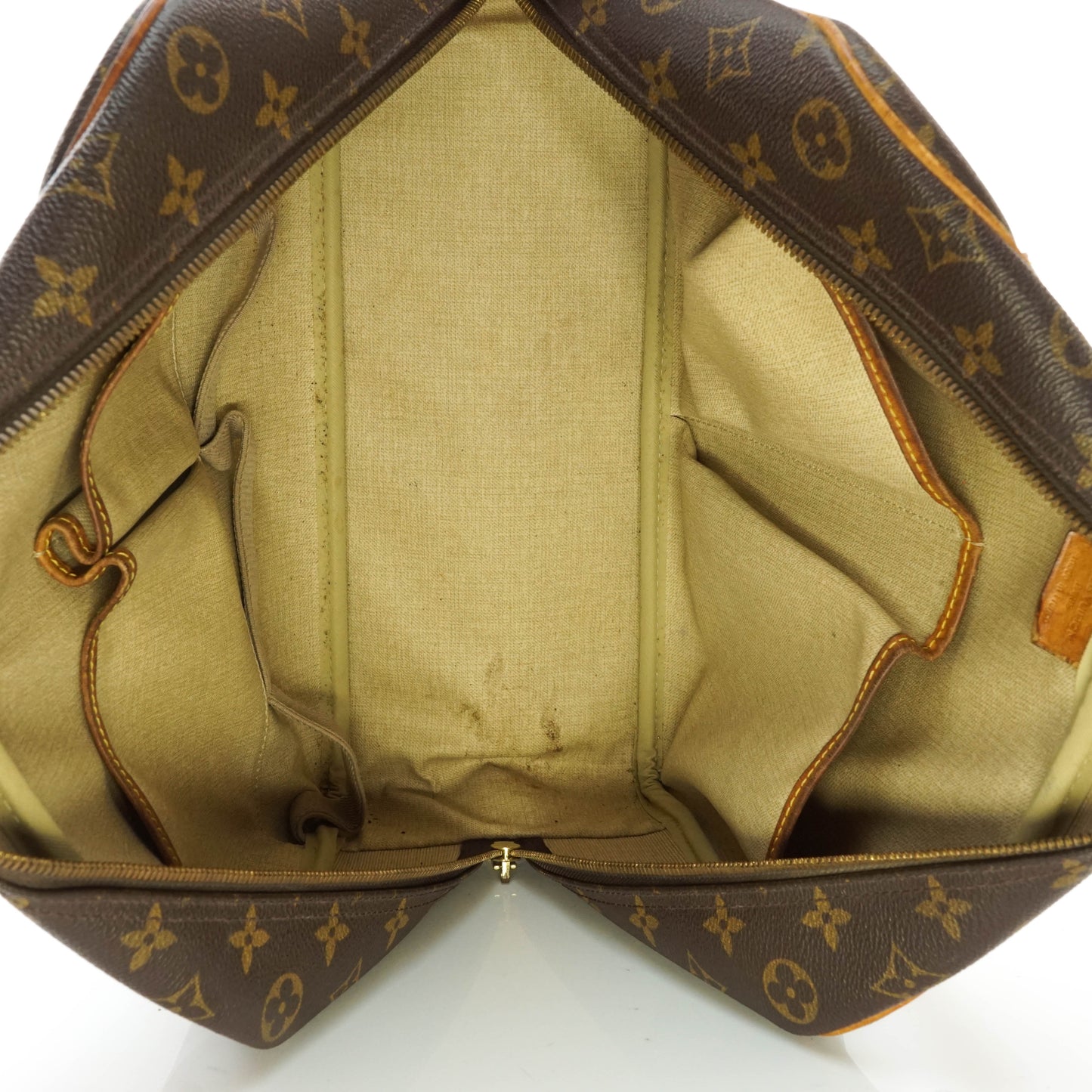 Louis Vuitton Deauville Hand Bag