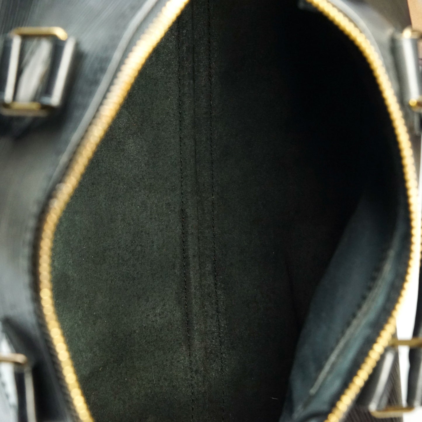 Louis Vuitton Speedy 25 Hand Bag