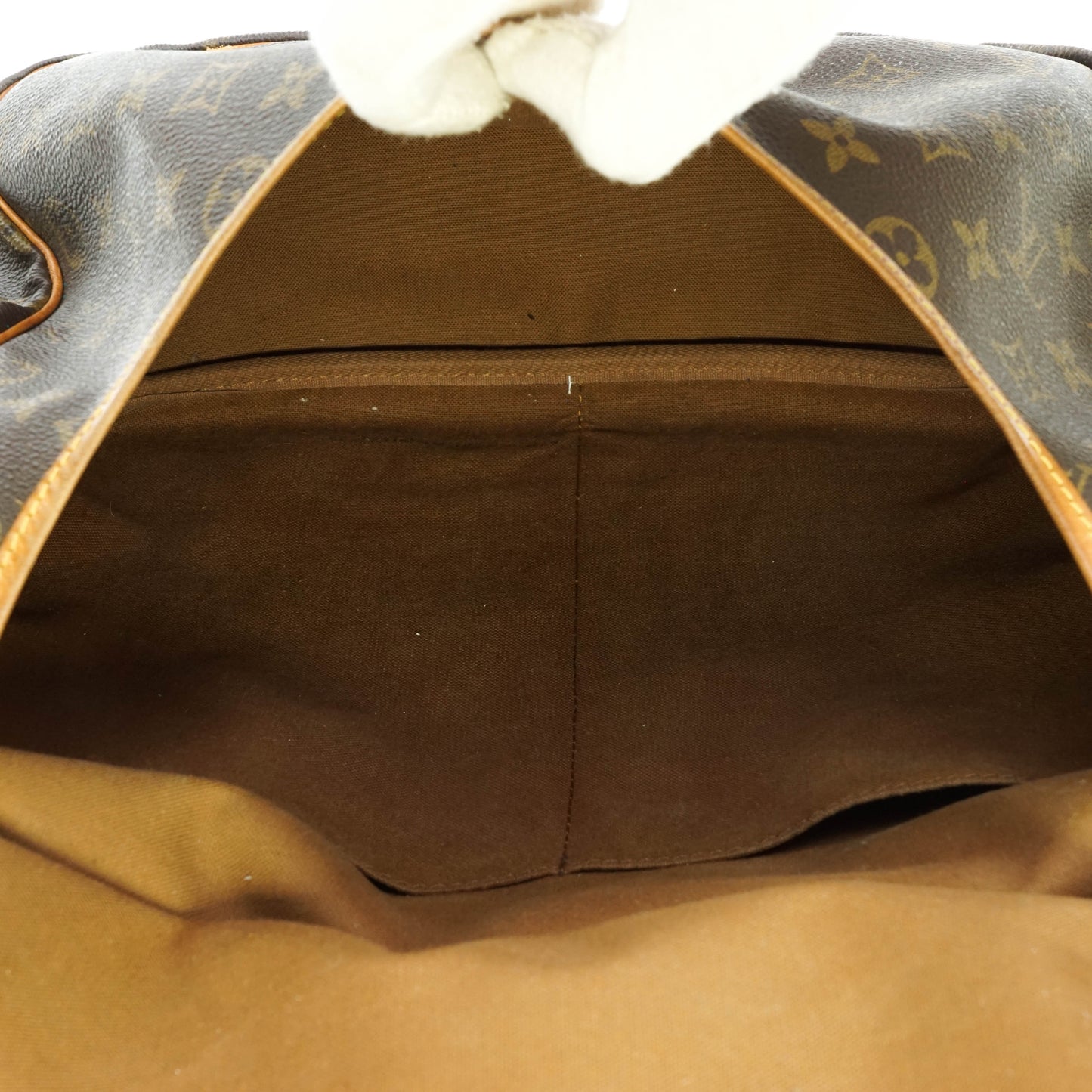 Louis Vuitton Saumur 35 Crossbody