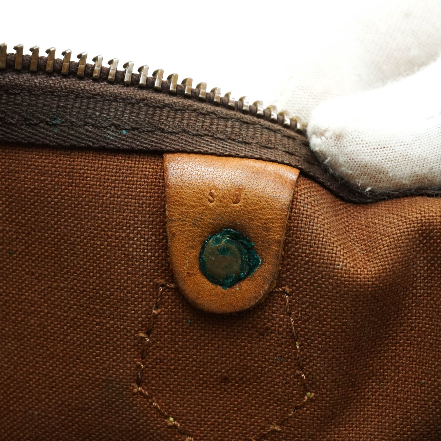 Louis Vuitton Speedy 40 Satchel Bag