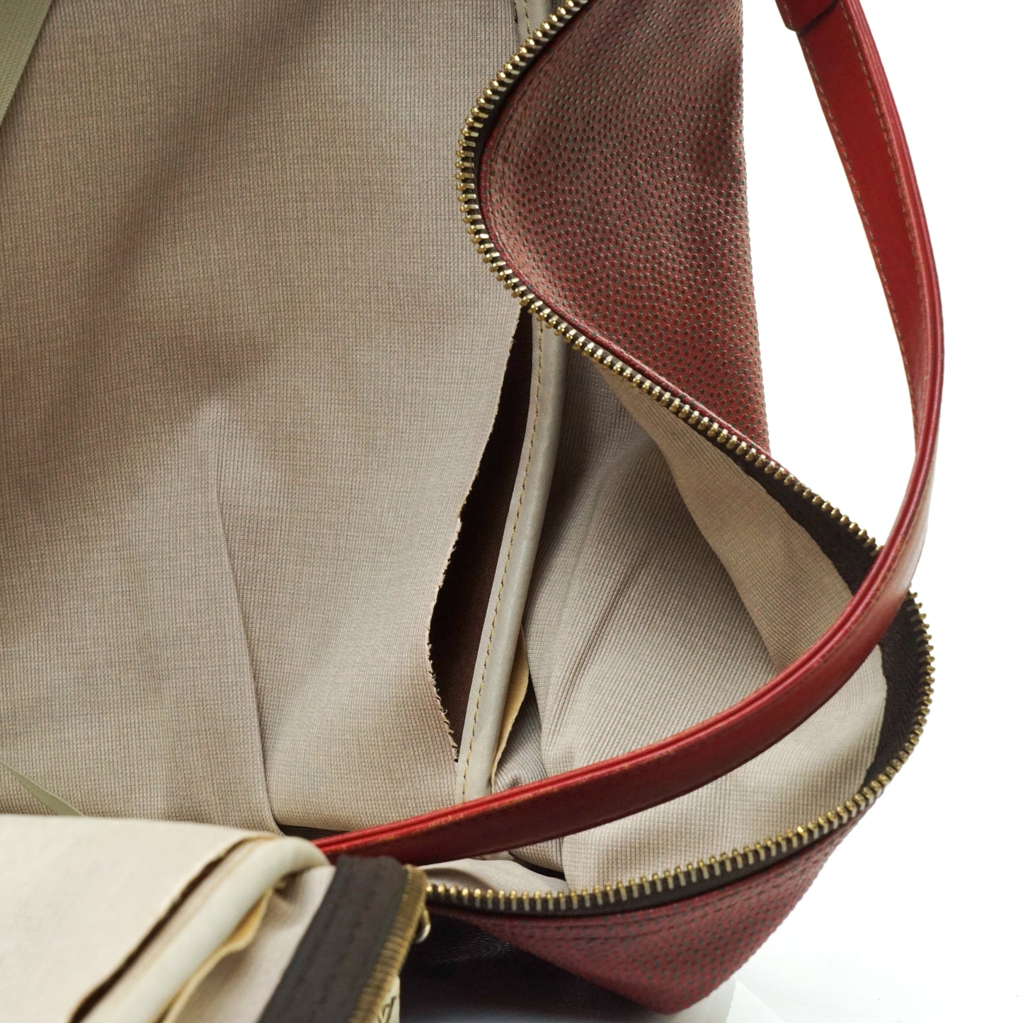 Louis Vuitton Challenge Line 2