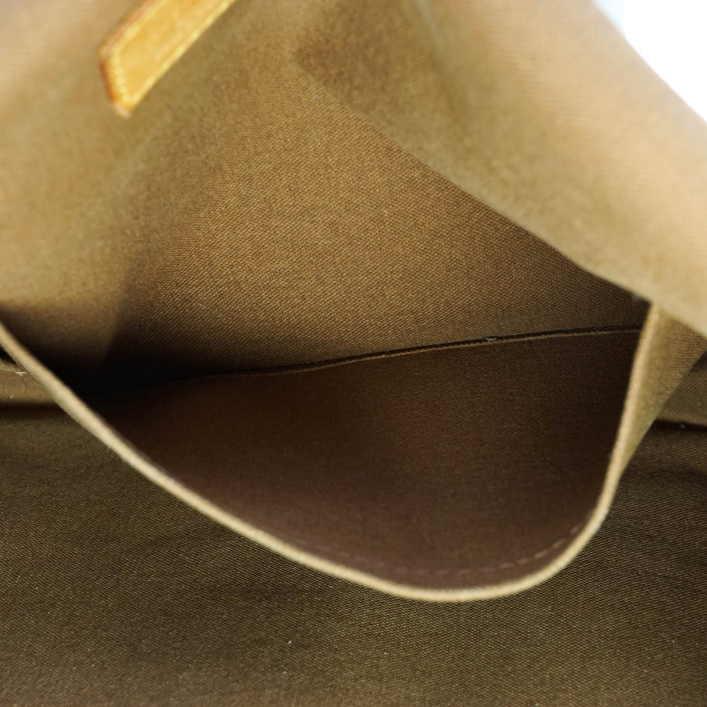 Louis Vuitton Bosphore Gm Crossbody