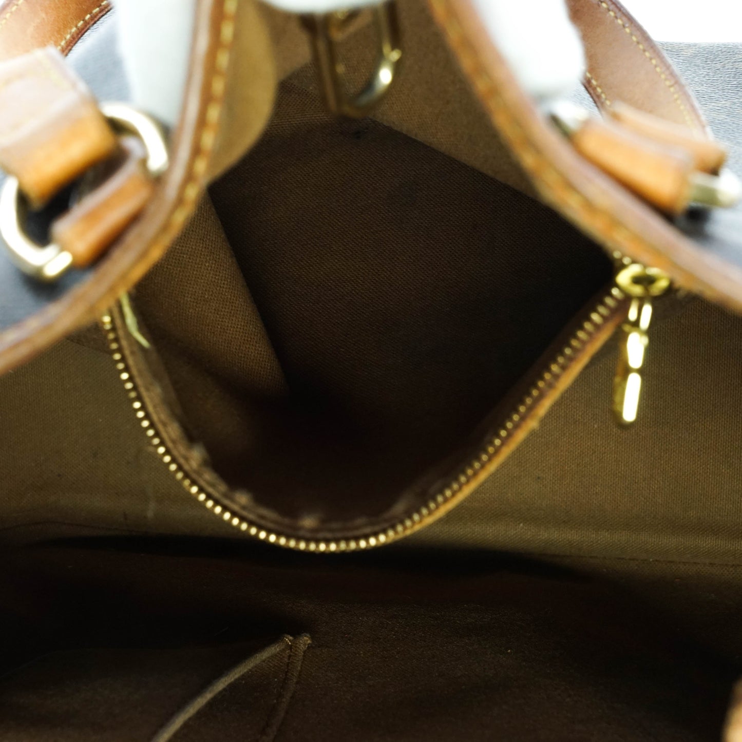 Louis Vuitton Batignolles Vertical