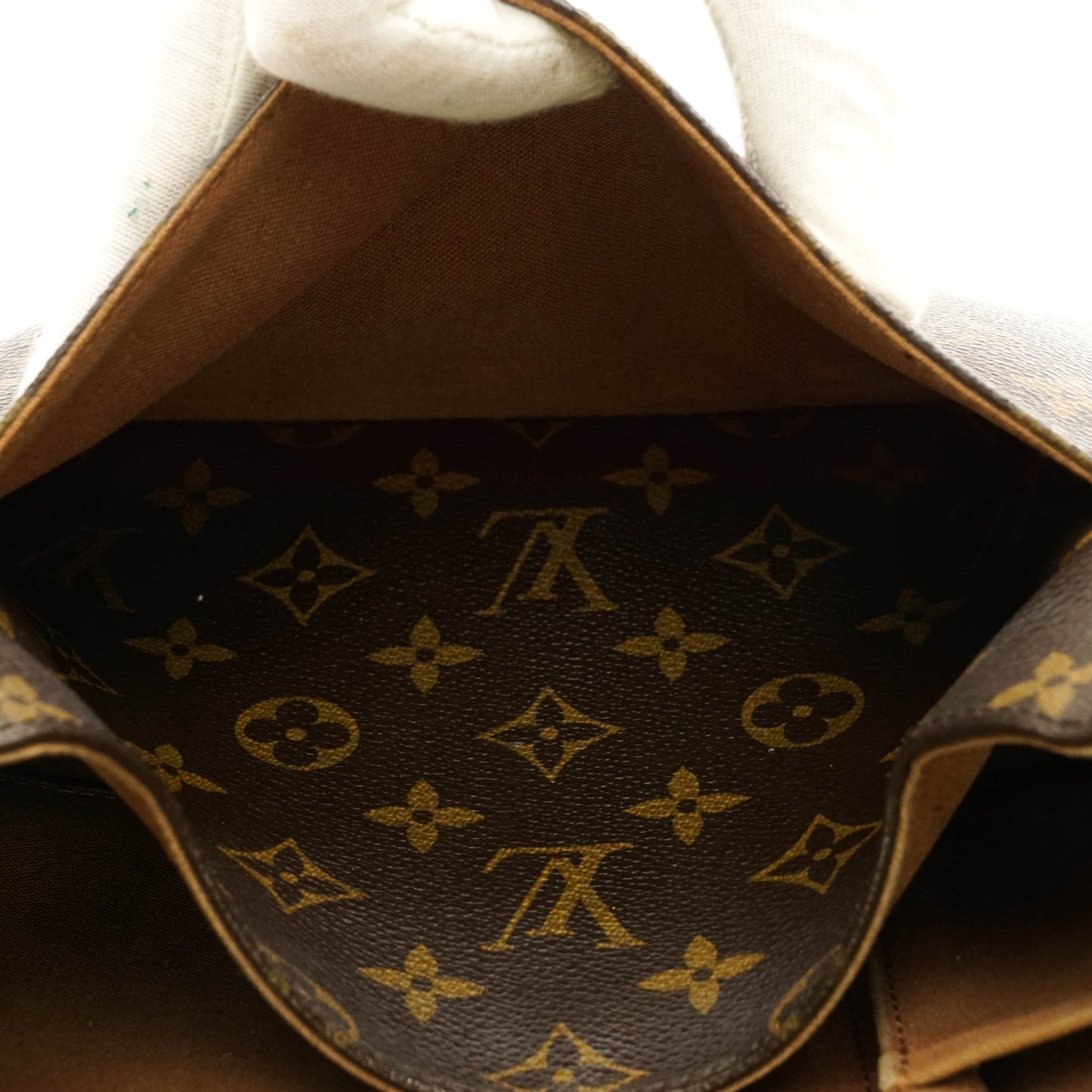 Louis Vuitton Bosphore Messenger