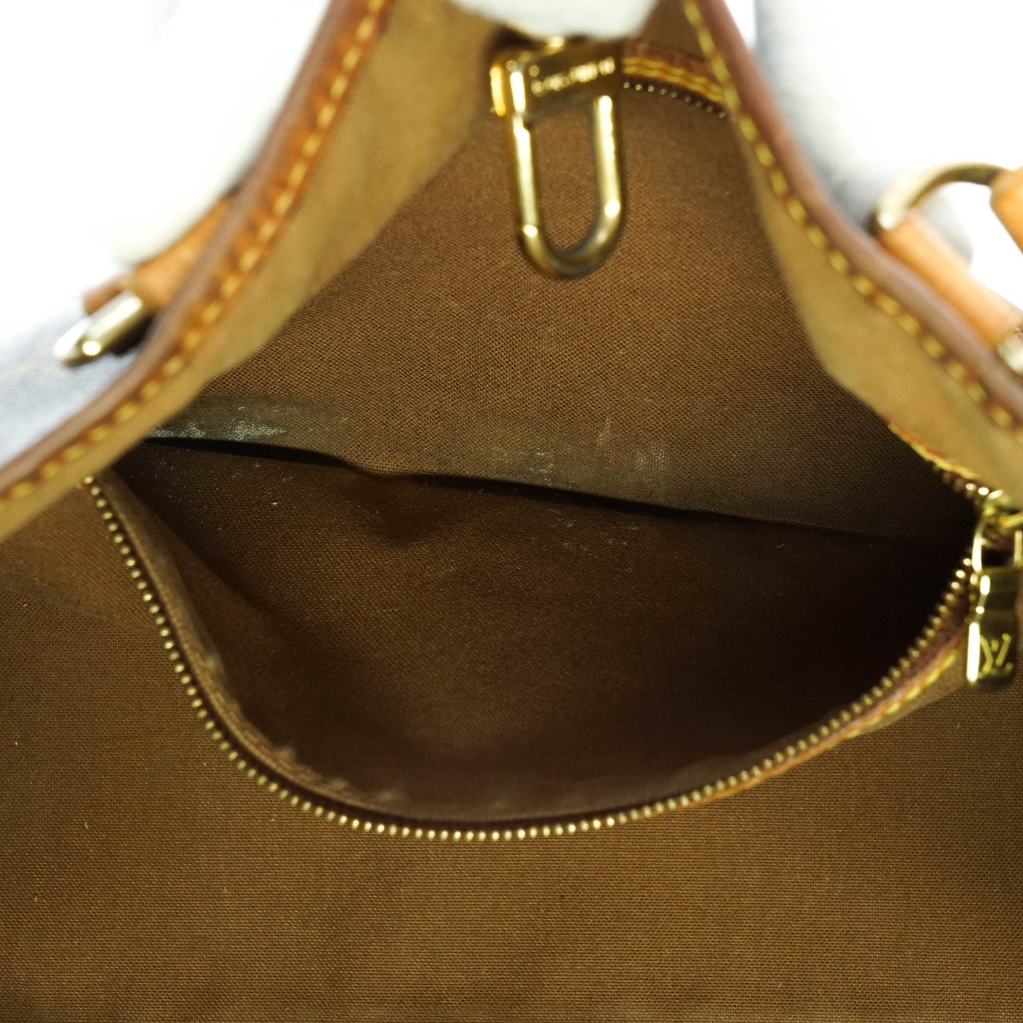 Louis Vuitton Batignolles