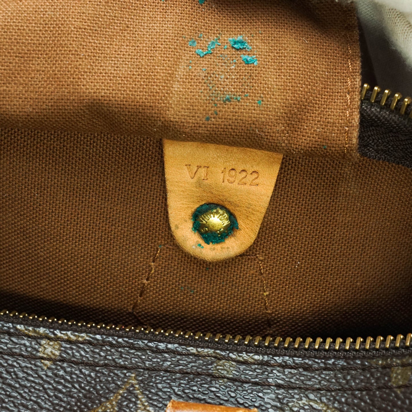 Louis Vuitton Speedy 30 Hand Bag