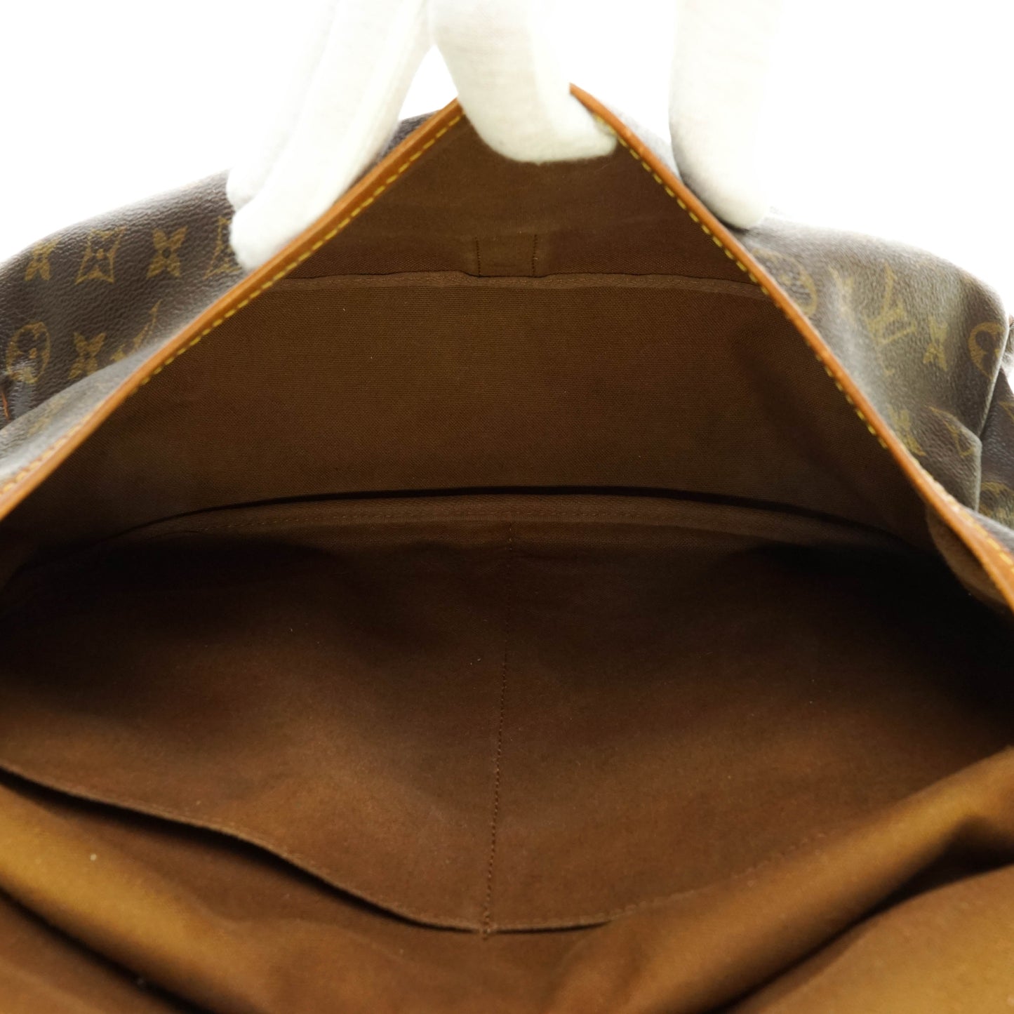 Louis Vuitton Saumur 35 Crossbody