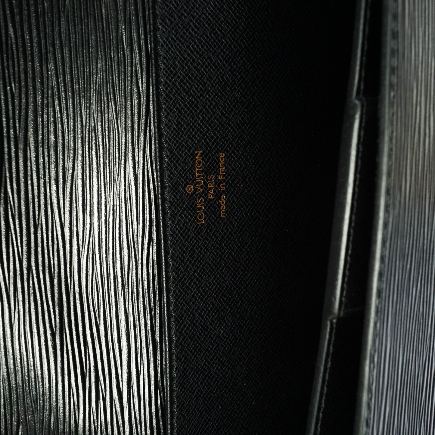 Louis Vuitton Serviette Conseiller