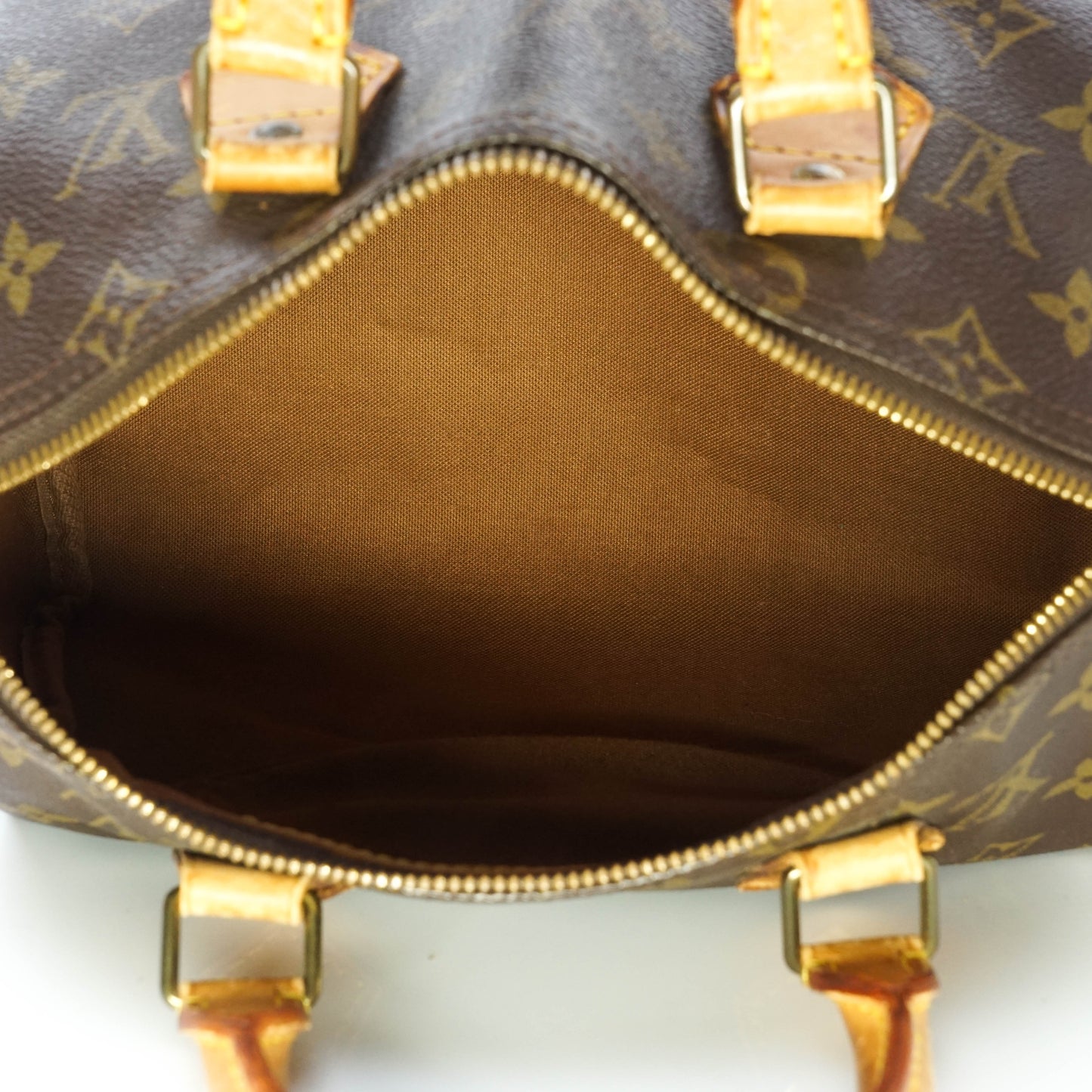 Louis Vuitton Speedy 25 Satchel Bag