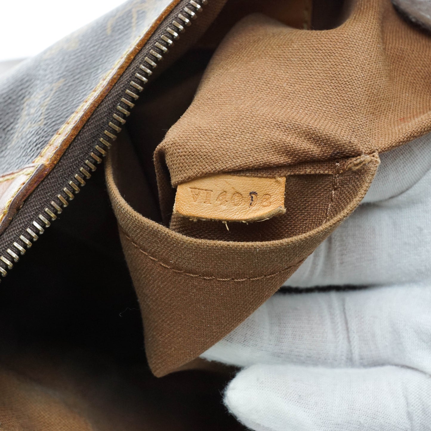 Louis Vuitton Odeon Mm Crossbody