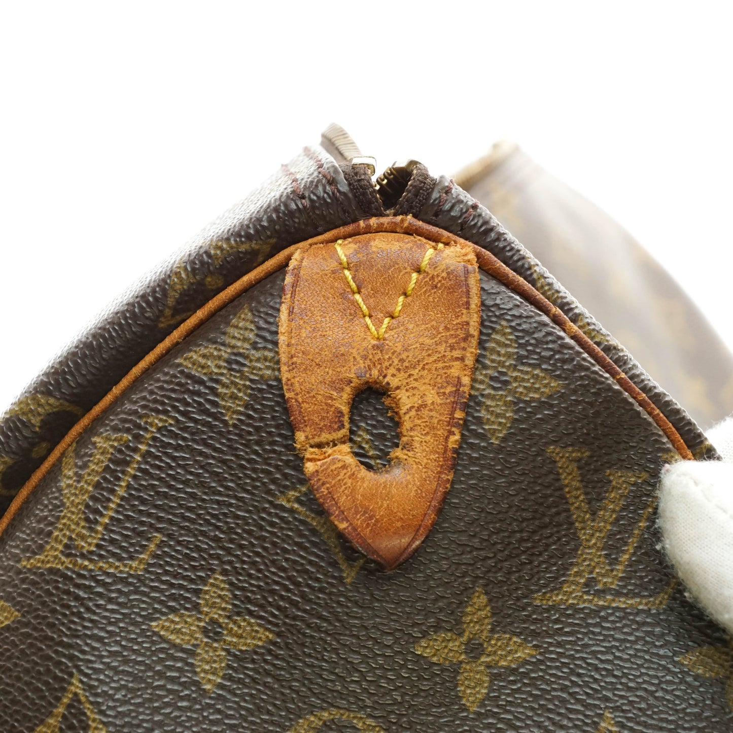 Louis Vuitton Speedy 40 Hand Bag