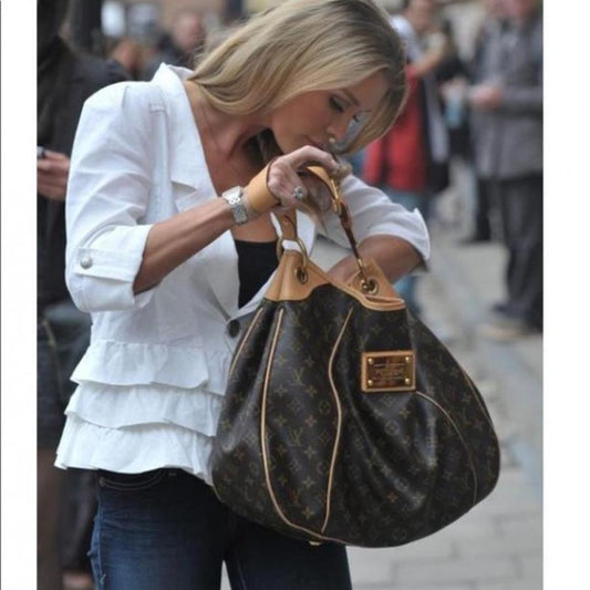 Louis Vuitton Galliera Gm Hand Bag