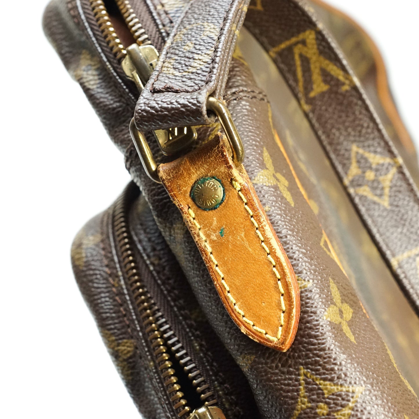 Louis Vuitton Amazon Mm Cross Body Bag
