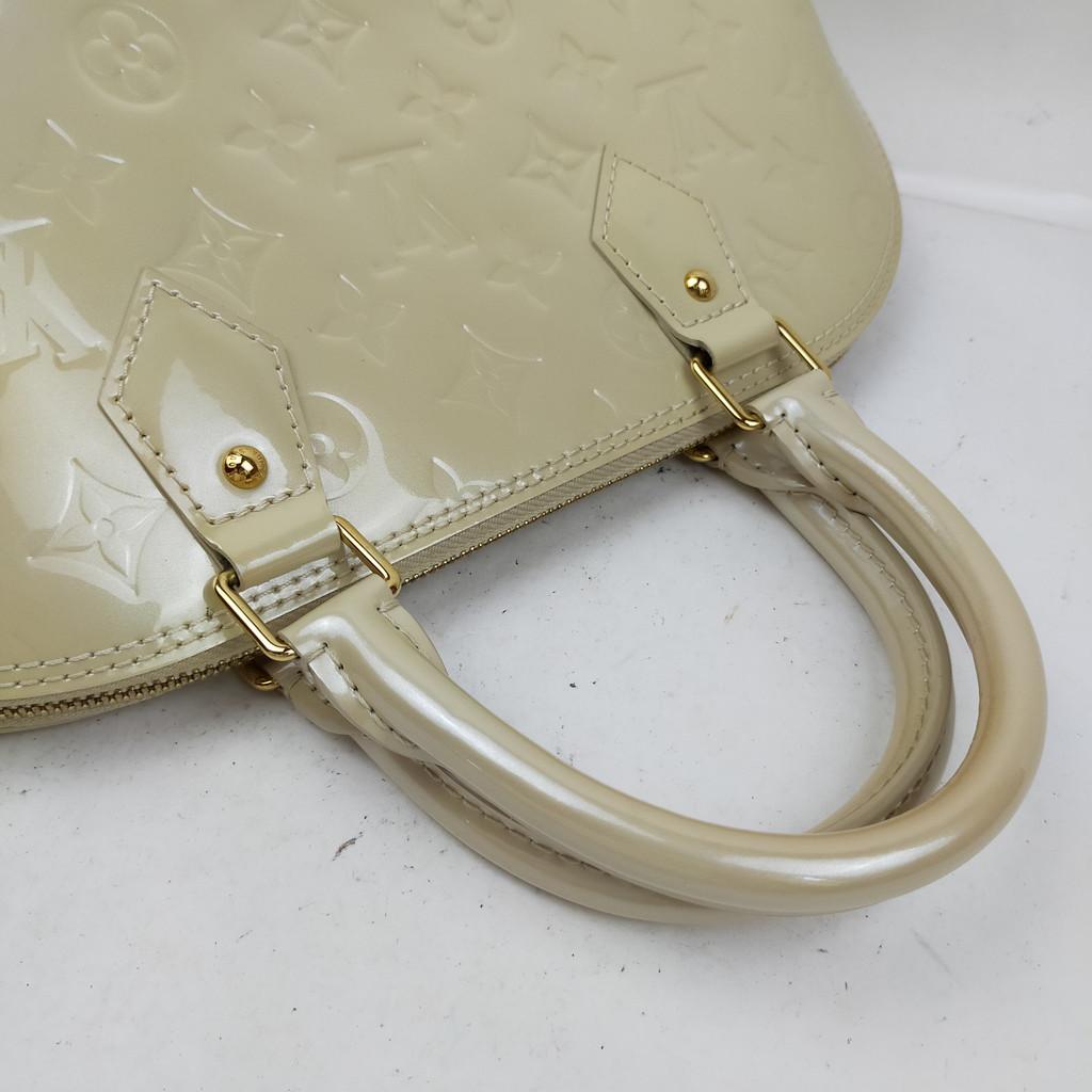 Louis Vuitton Alma Pm Hand Bag Cream